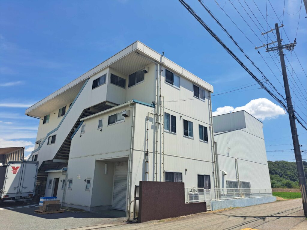 MONOLUCK株式会社